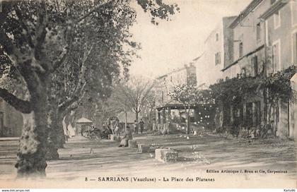 sarrians * la place des platanes