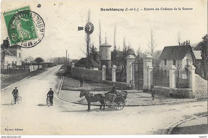 Semblançay - Entrée du Château de la Source