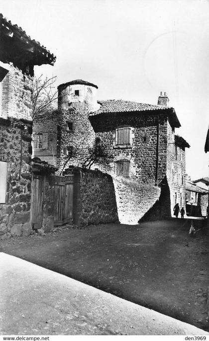 SOLIGNAC-sur-LOIRE (Haute-Loire) - La Tour