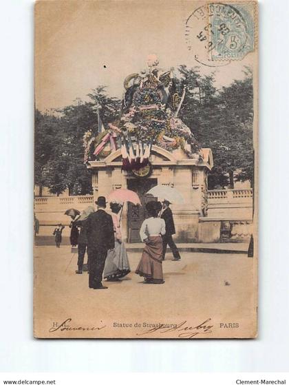 PARIS : Statue de Strasbourg - état