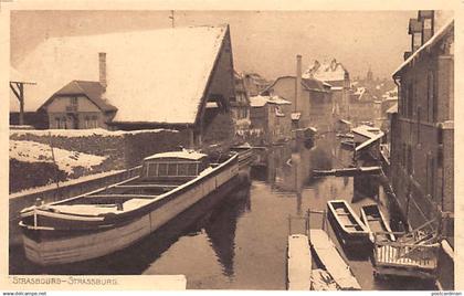 STRASBOURG - En hiver - Revue Alsacienne, 2 rue Brûlée, Strasbourg- Elsässiche Rundschau