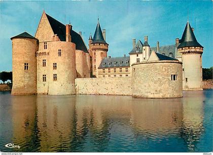 45 - Sully sur Loire - Le Château - CPM - Voir Scans Recto-Verso