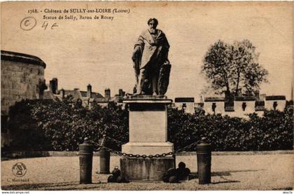CPA Chateau de SULLY-sur-LOIRE Statue de Sully Baron de Rosny (607813)