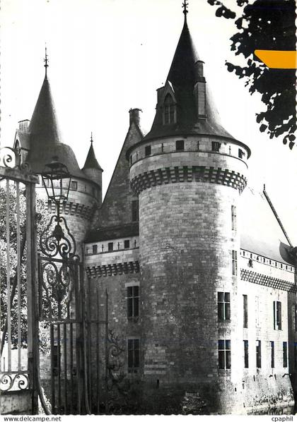 CPM Sully sur Loire (Loiret) Le chateau