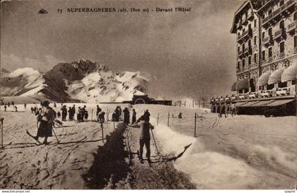 Superbagneres - Devant l'Hotel - Le Ski - Sports d'Hiver - CPA