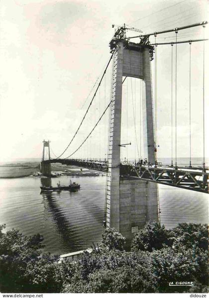 76 - Tancarville - Le Pont de Tancarville - Bateaux - Mention Photographie Véritable - Carte dentelée - CPSM grand forma