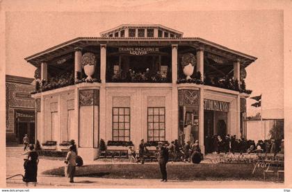 Paris (Exposition International des Arts Décoratifs de 1925) - "Studium Louvre"