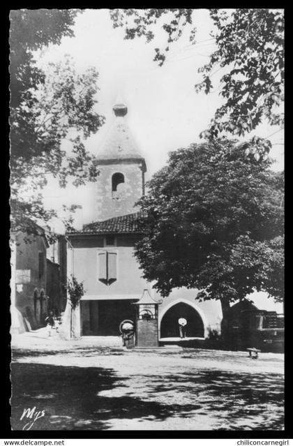 * Cpsm - TOURNON D'AGENAIS - La Place - Puits - Eglise - 2 - Edit. MYS