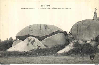 CPA Rochers de Tregastel Le Paraplule