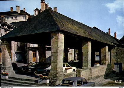 CPSM Treignac La halle Vallee De La Vezere