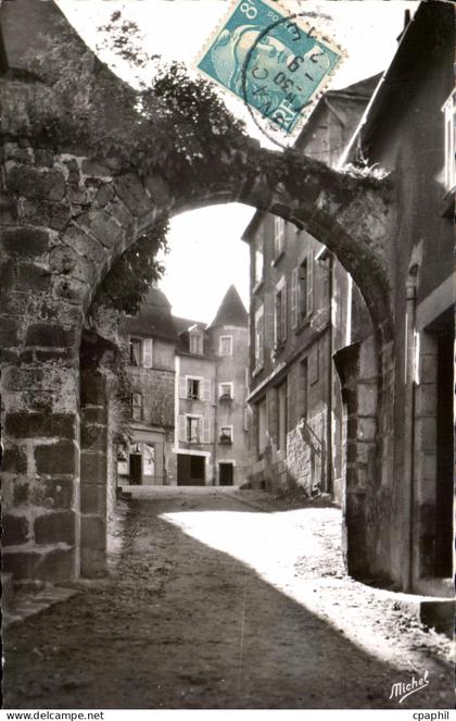 CPSM Treignac Porte de la Ville