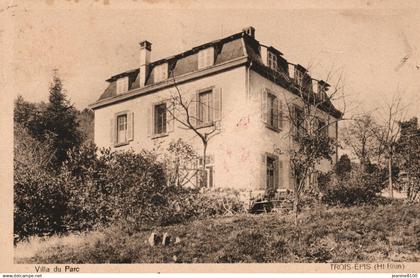 Trois - Epis -