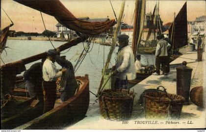 CPA Trouville Pecheurs TOP