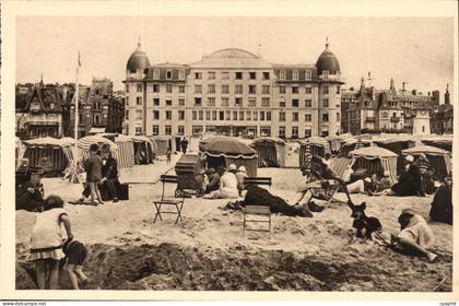 Trouville - La Reine des Plages - Le Trouville Palace CPA