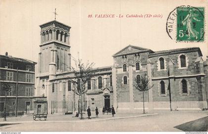 FRANCE - 82 - VALENCE - La cathédrale