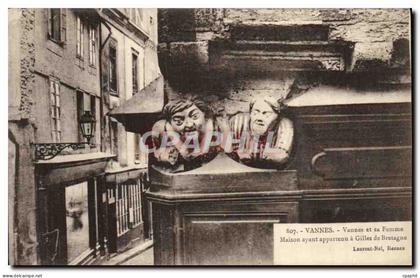 CPA Vannes Vannes et la Femme Maison ayant appartenu a Gilles de Bretagne
