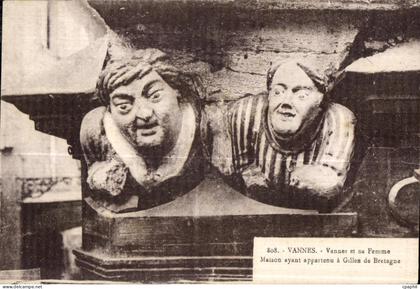 CPA Vannes Vannes et sa Femme Maison ayant apparenu a Gilles de Bretagne