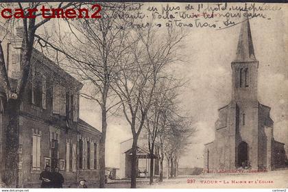 VAOUR LA MAIRIE ET L'EGLISE 81 TARN