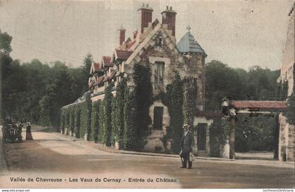 FRANCE - Vaux de Cernay - Château - Entrée - Animé - Colorisé - CPA