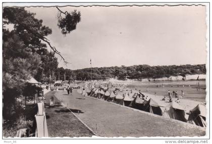 17 VAUX SUR MER - LA PLAGE DE NAUZAN