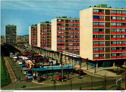 CPM Velizy-Villacoublay Avenue du Mail FRANCE (1452472)