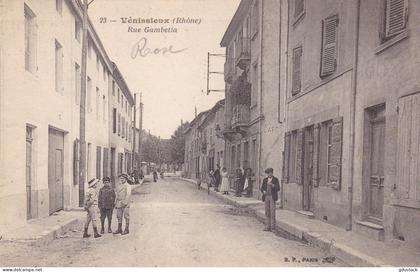 Rhône - Vénissieux - rue Gambetta