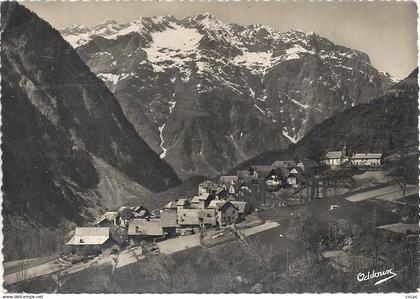 CPSM Vénosc et le Grand Rochail