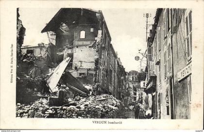 CPA Verdun bombarde