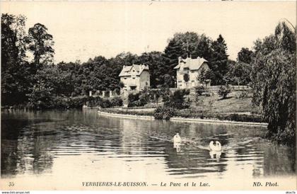 CPA VERRIERES-le-BUISSON - Le Parc et le Lac (384914)