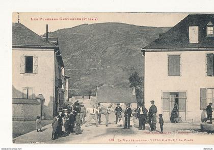 65 // VIELLE AURE   la place  172  edit Labouche