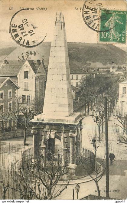 CPA Vienne Isere