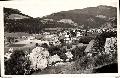 CPA Villard De Lans Vue Generale Et Les Pierres
