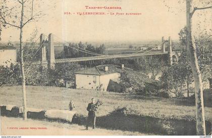 82 VILLEBRUMIER  le pont suspendu    2 scans