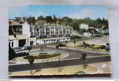 Cpm, Villedieu les Poeles, place des Costils, Manche 50