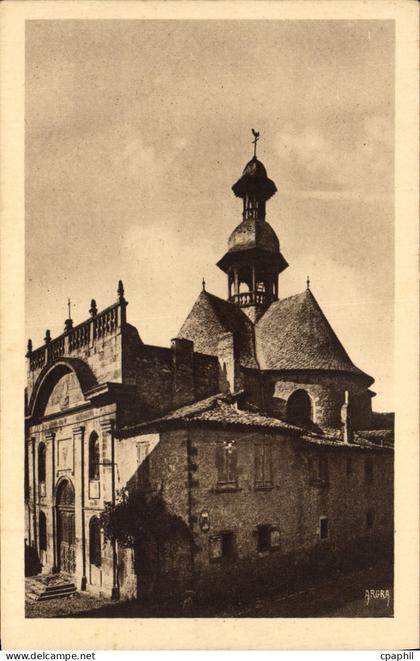 CPA Villefranche de Rouergue Eglise des Penitents Noirs