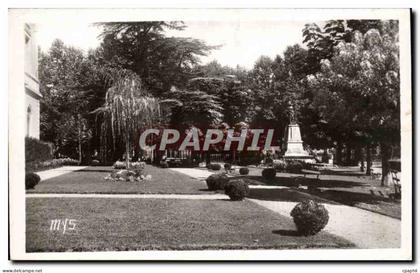 CPSM Villefranche de Rouergue Le jardin public