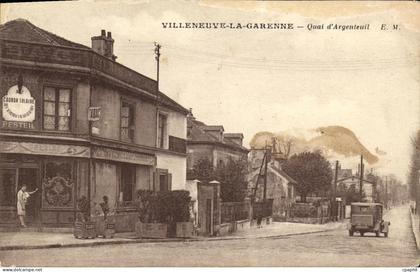 CPA Villeneuve la Garenne Quai d Argenteuil Cadran solaire