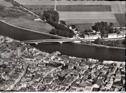 CPSM En avion sur Pont sur Yonne