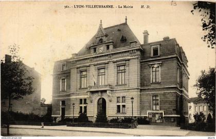CPA VILLEURBANNE La Mairie (614333)