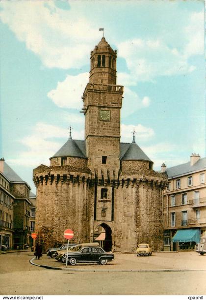 CPM Vire Calvados La Porte Horloge