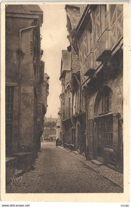 CPSM Vitré Rue Garengeot
