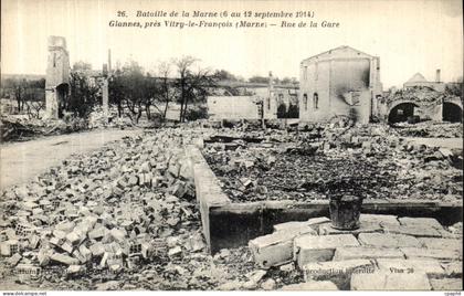 CPA Giannes Pres Vitry le Francois Rue de La Gare Militaria