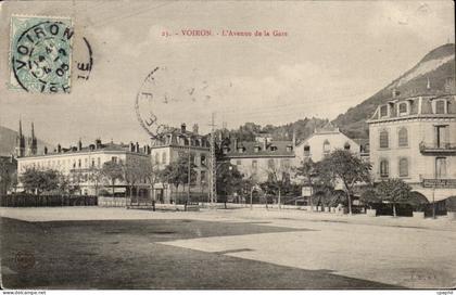 Voiron - L'Avenue de la Gare - CPA