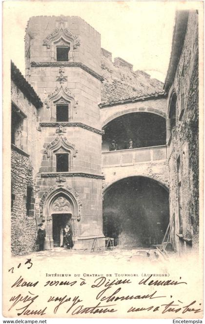 CPA Carte postale France  Volvic Intérieur du Château de Tournoel  début 1900    VM79949