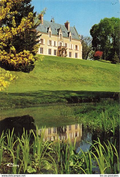 86 VOUILLE LE CHÂTEAU DE PERIGNY