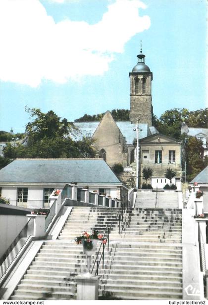 CPSM Vouvray  37/156