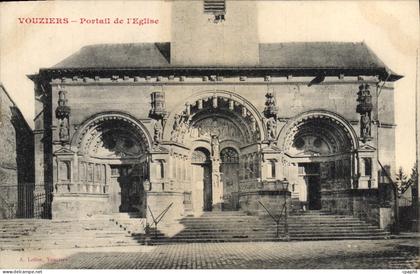 CPA Vouziers Portail de l'Eglise