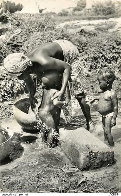 GUINEE équatoriale francaise  la toilette  46  (scan recto-verso)MA2008Bis