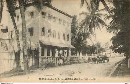 GUINEE équatoriale Francaise   un édifice public  35  (scan recto-verso)MA2008Bis