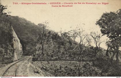 PC AFRICA GUINEA FRENCH GUINEA CONAKRY NIGER RAILWAY DANS LA SIRAFORE (b63966)